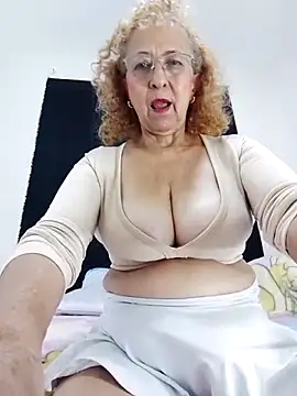 Gloria_mature 网络视讯表演