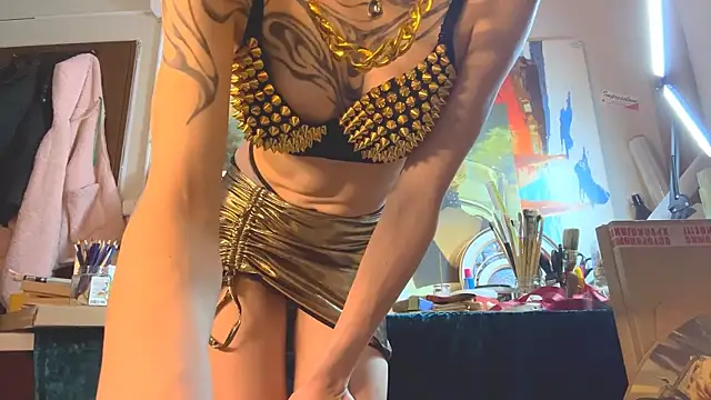 Chat XXX en directo de sarawhisperr