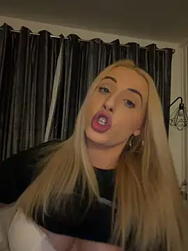 Strongqueen 即時 XXX 聊天