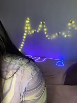 Mizztikaa: онлайн-секс-чат