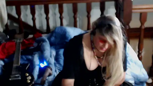 emmex671 Show in webcam