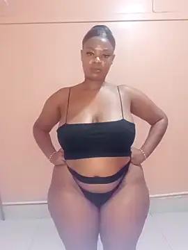 Pokazy przed kamerką – Luciouslips00