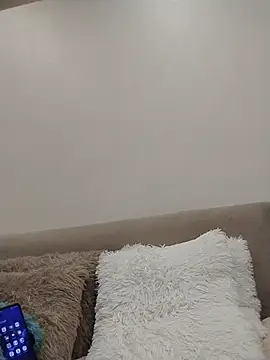 SalientClean Chat XXX in diretta