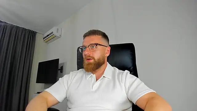 Webkamerová show Findom_guy