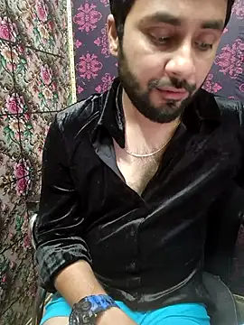 Show modela Cute_Lucky na web-kameri