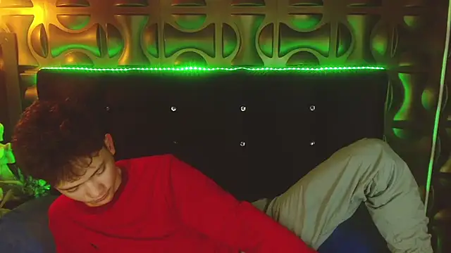 cruz_dante Adlı Modelin Web Kamerası Şovu