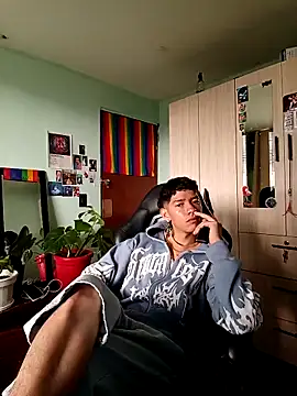 heyy_noah11 Live XXX-Chat