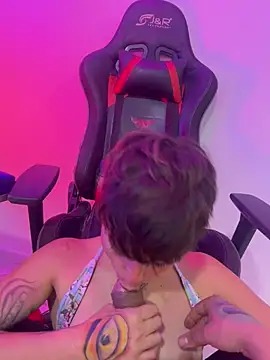 DayanaDG 现场XXX聊天