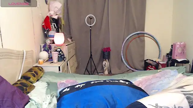 BLACKPeonyyのライブXXXチャット