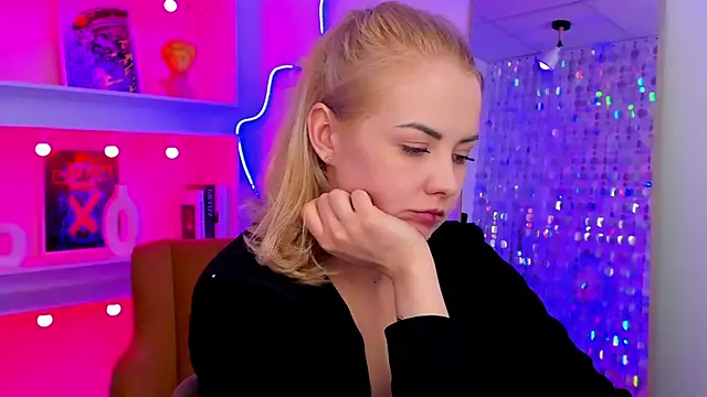 StephanieSweety Adlı Modelin Canlı XXX Sohbeti