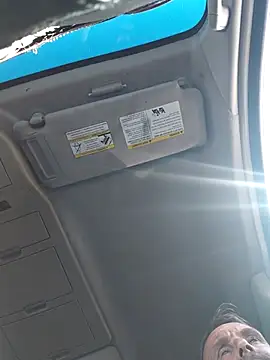 Hungwell1515: διαδικτυακό σόου στην κάμερα