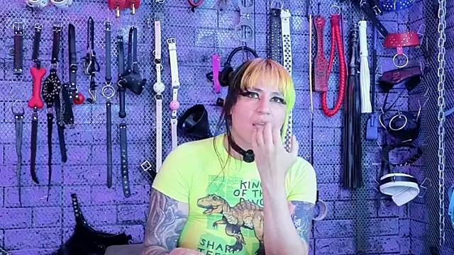 PANDORANEZZ live XXX chat