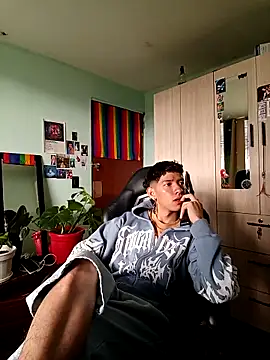 heyy_noah11 live XXX chat