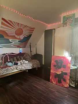 Онлайн чат XXX SuzyCatzz