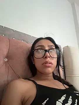pregnant_sofii18's Webcam Show