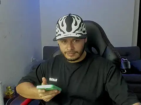 Chat +18 de ragnar_lothbrok777 ao vivo