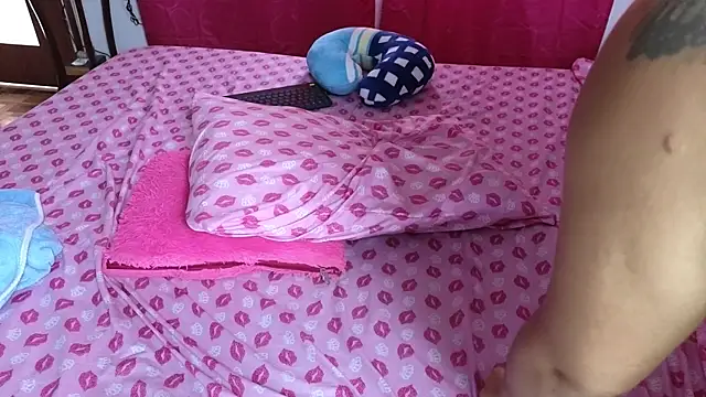 tatiana_big_ass_boobs' Webcam Show