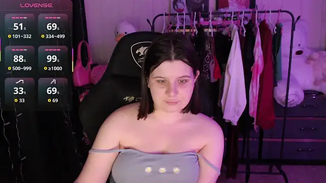 AmyVibess' Live XXX Chat