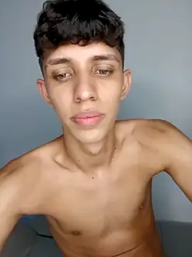 Alayn_sexy_ayes Show Webcam