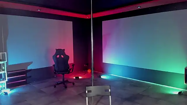 dirty-bossn Live XXX chat