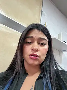 Saray_charmante's Live XXX Chat