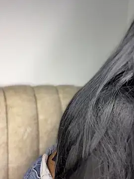 Saraa_M Live XXX-chat