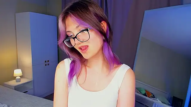 SuRenzi live XXX chat