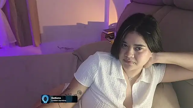 แชท XXX สดของ feluriana