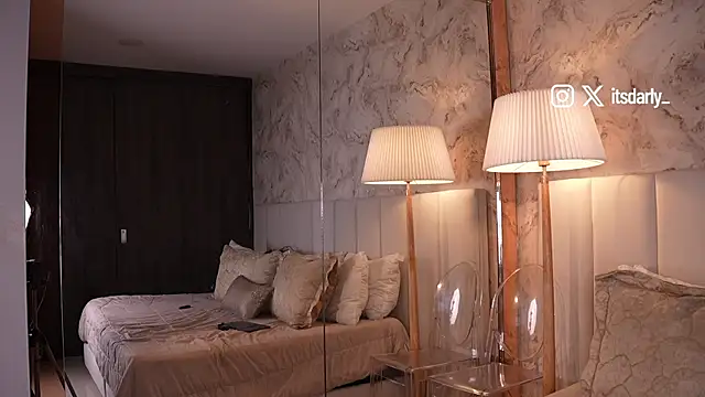 itsdarly Live XXX Chat