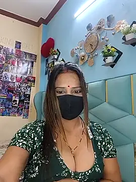 hoty_girlea Adlı Modelin Web Kamerası Şovu