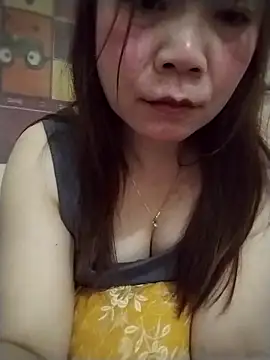 Squirt107 网络视讯表演