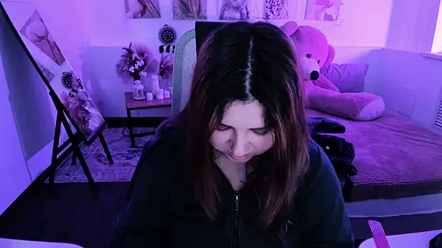 دردشة DiaAngell الجنسية المباشرة