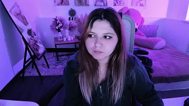 دردشة DiaAngell الجنسية المباشرة