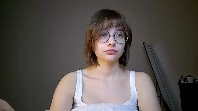 ExitedTrothのウェブカメラショー