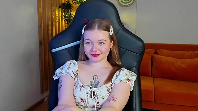 Živý XXX chat ElinaVale