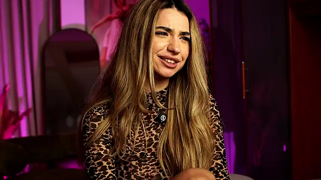 ItalianGirl 现场XXX聊天