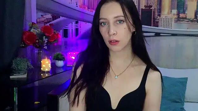 دردشة MonicaSweetx الجنسية المباشرة