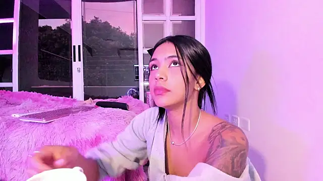 Онлайн чат XXX AntonellaRossi