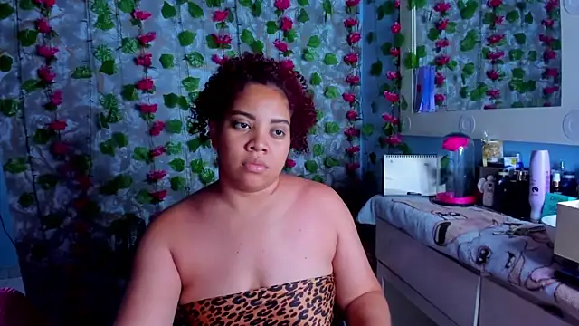 XXX chat uživo modela AngelaCoffee