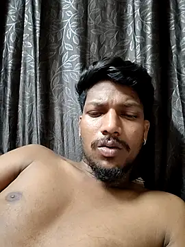 Handsome_09n Webbikameraesitys