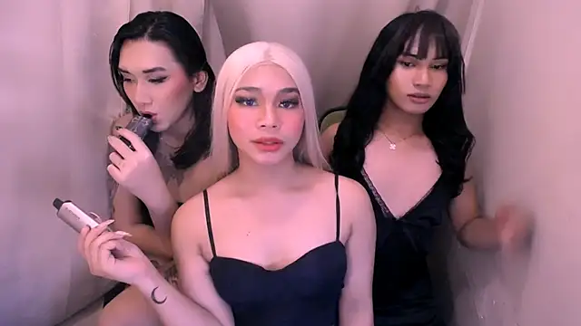 slutty_aki's Webcam Show