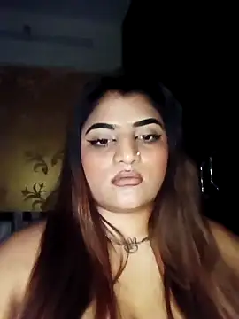 Sanaya_Gil élő XXX-chatje