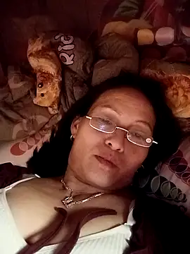 Cucci07: онлайн-секс-чат