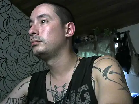 vampireathome's Webcam Show