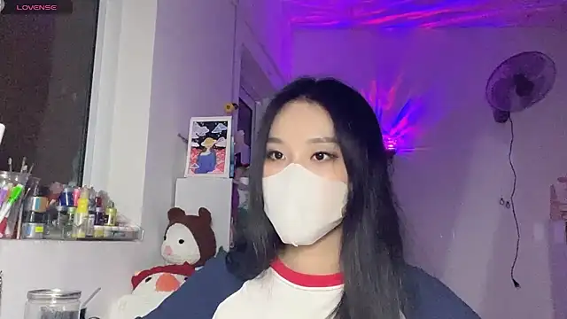 Webkamerová show Tieu-May