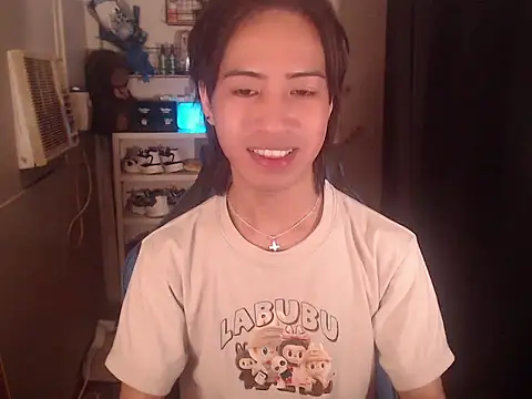 Erin_23's Webcam Show