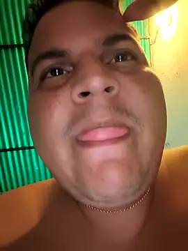 THONETE Adlı Modelin Web Kamerası Şovu