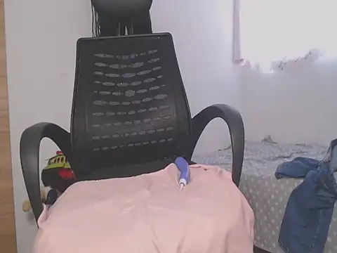 shayna_cute 即時 XXX 聊天