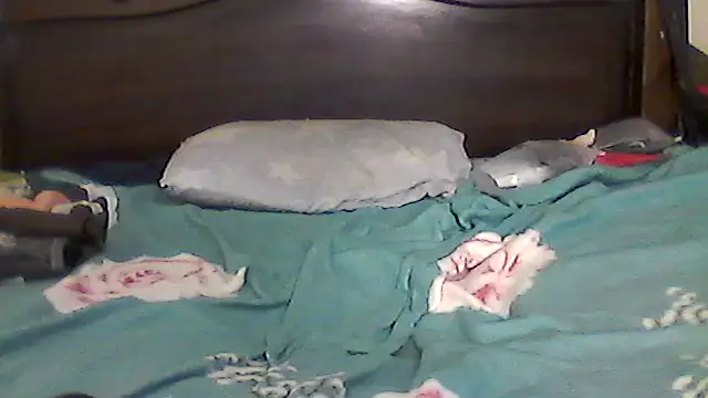 Marlon92700 live XXX chat