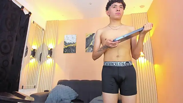 DesiresOfOlympus_ Pertunjukan Webcam